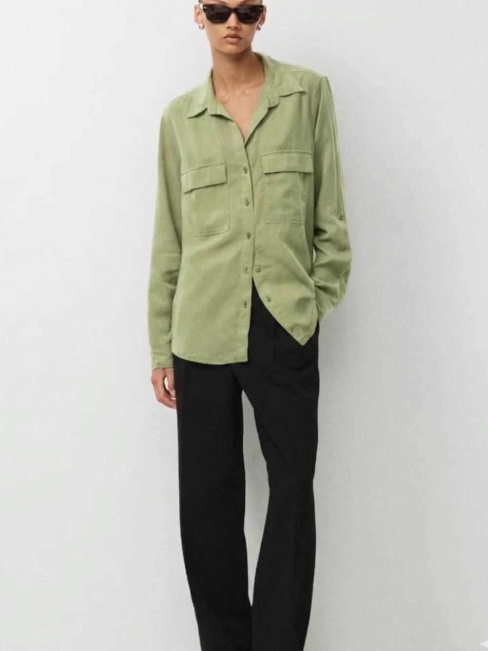 The Group Babaton Relaxed Drapey Twill Button-Up Utility Shirt Size Small